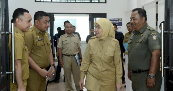 Potret Wawali Makassar Aliyah Kunjungi Ruang Kerja dan Sapa Jajaran Pemkot