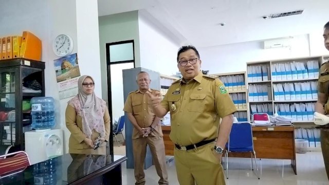 Bupati Takalar Sidak di Kantor Bupati, Ingatkan ASN Optimalkan Pelayanan 