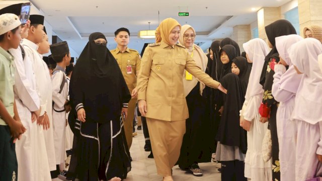 Wakil Wali Kota Makassar, Aliyah Mustika Ilham, menghadiri Yatim Fest Ramadan yang diselenggarakan oleh Yayasan Abulyatama Indonesia Cabang Makassar.