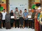 Baznas Maros Salurkan Bantuan Ke 1.030 Penerima Zakat
