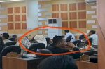 Viral Anggota DPRD Tuban Kedapatan Ngevape di Ruang Rapat Paripurna, Tuai Kritik Netizen 