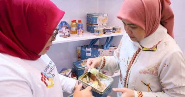 Dukung UMKM dan Budaya Lokal, Aliyah Mustika Ilham Kunjungi Booth Makassar di APEKSI