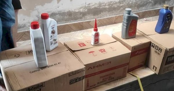 Dirreskrimsus Polda Sulbar Grebek Gudang Pupuk Wonomulyo, Ditemukan Oli Diduga Palsu