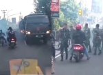 Viral Ormas Konvoi Sambil Geber-geber Motor, Langsung Kena Tegur Anggota TNI
