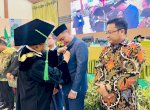 Wakil Bupati Takalar Terima Penghargaan Alumni Berprestasi dari UMI Makassar