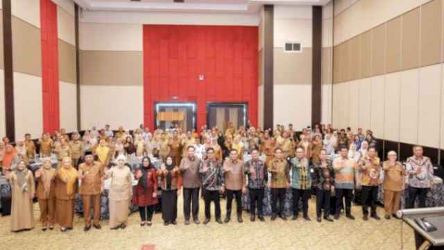 Wakil Bupati Barru Hadiri Rakor dan Evaluasi Pelaksanaan Program Stunting Tingkat Sulsel