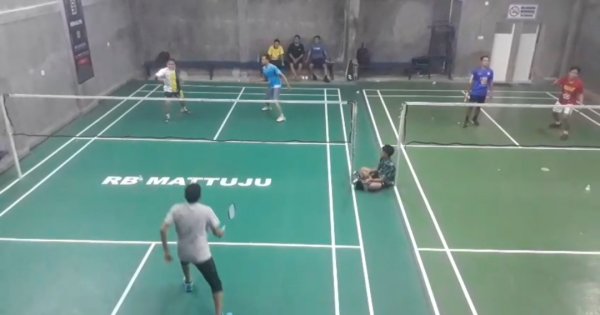 Tepok Bulu di RB Mattuju Bisa Bawa Pulang Smartphone