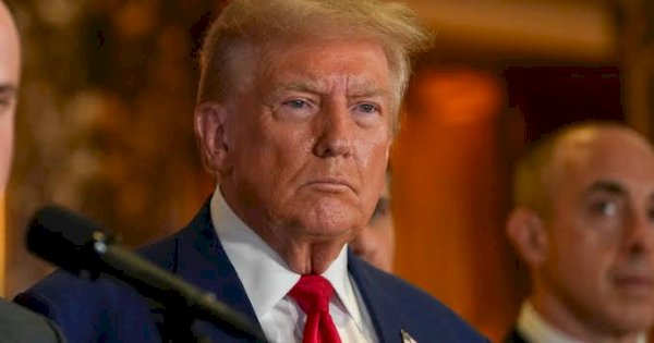 Presiden Trump Kerahkan 2 Kapal Selama Nuklir Menyusul Provokasi Rusia