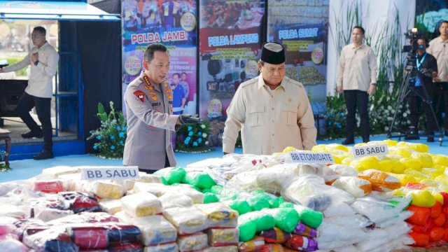 Presiden Prabowo Pimpin Pemusnahan 214,84 Ton Narkoba