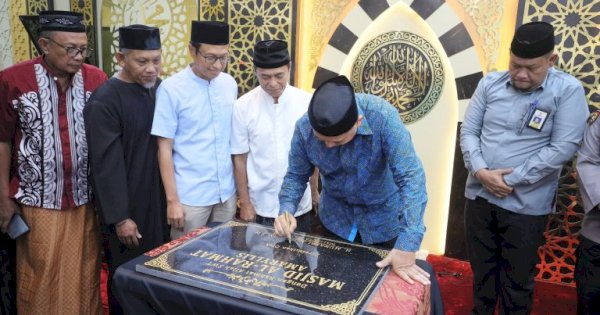 Wali Kota Makassar Resmikan Masjid Al-Rahmat Amaryllis Tanjung Bunga