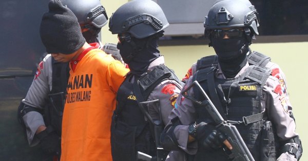 Densus 88 Tangkap Empat Pendukung ISIS di Sumatera Barat dan Sumatera Utara