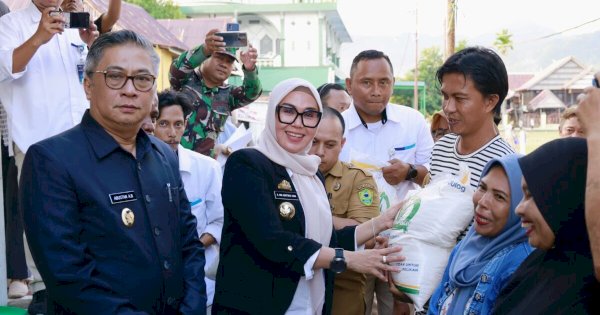 Pemkab Barru Salurkan 240 Ton Beras Untuk 24.040 KPM