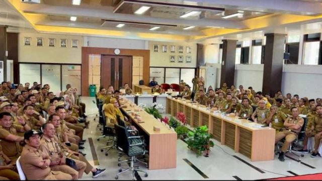 Bupati Tekankan Percepatan Digitalisasi Desa, Optimalisasi Pajak, dan Layanan Publik