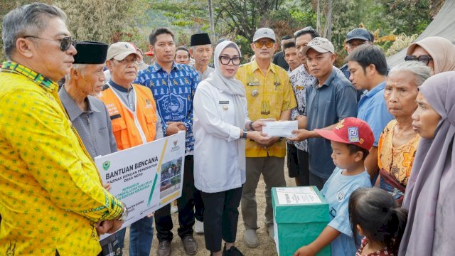 Pemkab Barru Beri Bantuan ke Korban Kebakaran di Pakka