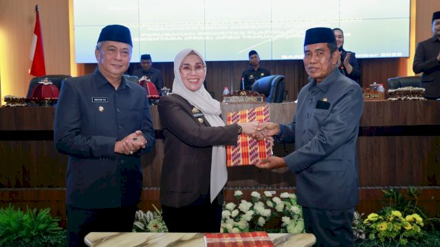 Pemkab-DPRD Barru Sepakati KUA-PPAS APBD 2025