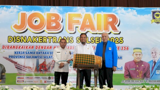 Buka Job Fair Disnakertrans 2025, Gubernur Sulsel Dorong Inovasi dan Wirausaha Muda