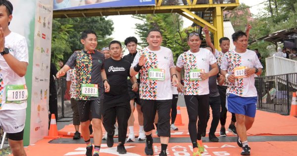 Berlari Bersama Warga, Munafri Serukan Gaya Hidup Sehat di Kalla Run 2025