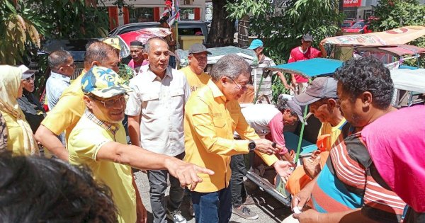 HUT ke-61 Golkar, NH Sumbang 1.000 Paket Sembako ke DPD I Golkar Sulsel