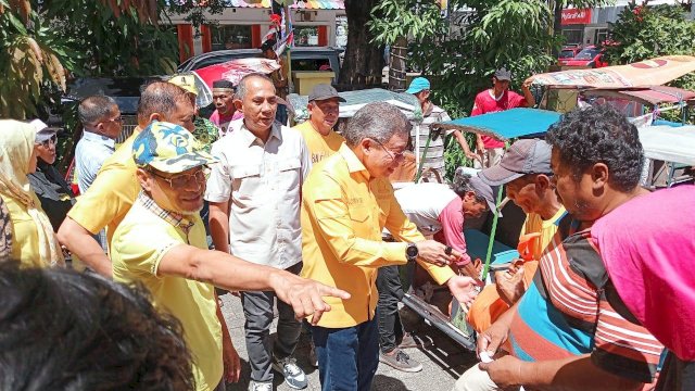 HUT ke-61 Golkar, NH Sumbang 1.000 Paket Sembako ke DPD I Golkar Sulsel