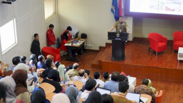 Kepala Bappeda Makassar Dampingi Wali Kota Munafri di Placemaking Summit Unhas