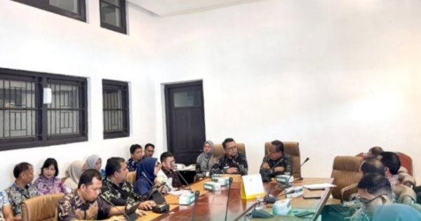 Bappeda Gelar Rapat Koordinasi Program Strategis Pengadaan Seragam Sekolah di Makassar