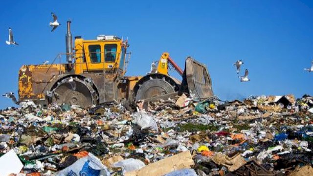 Ilustrasi tumpukan sampah. (Ist) 