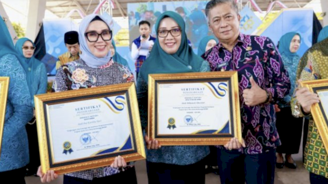 Dinilai Berhasil Implementasikan Quick Wins, Pemkab Barru Diganjar Penghargaan dari BKKBN