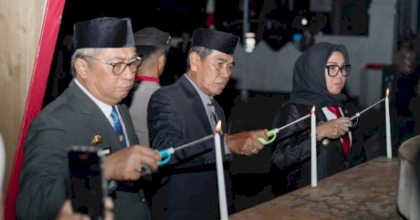 Bupati dan Wakil Bupati Barru Ikuti Apel Kehormatan dan Renungan Suci Peringatan HUT ke-80 Kemerdekaan RI
