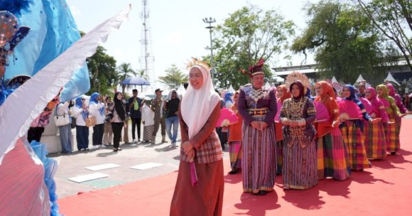 Melinda Aksa Boyong Kader PKK Makassar Meriahkan Jambore Sulsel di Bone