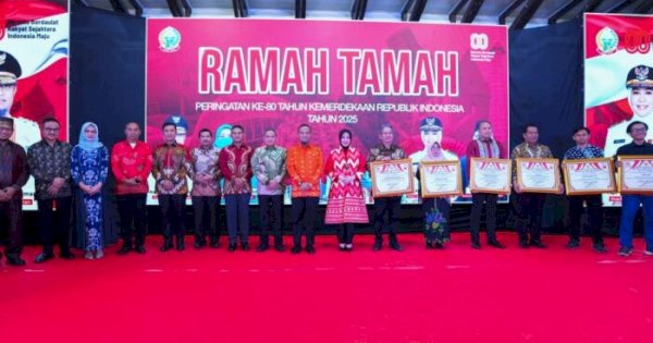 Pemkab Maros Raih 3 Penghargaan Sekaligus dari Pemprov Sulsel