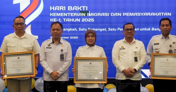 Pemkot Makassar Terima Penghargaan Kemenimipas RI