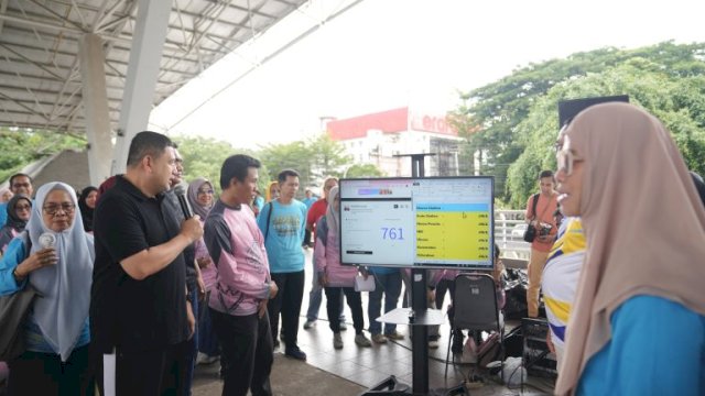 Wali Kota Munafri dan etua TP PKK Ajak Hidup Sehat dan Beri Hadiah Umrah