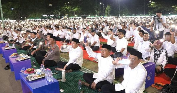 Tausiah Ustaz Das’ad Latif dan Refleksi Tahun Baru Islam Warnai Tabligh Akbar 1 Muharram di Parepare