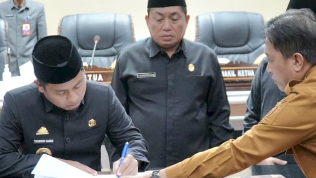Wali Kota Parepare Tandatangani Dokumen Rancangan Pertanggungjawaban APBD 2024