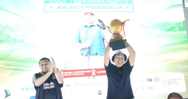 Wali Kota Makassar Buka dan Ikut Berlaga di Turnamen Golf “Mayor’s Cup” Semarak HUT Ke-418