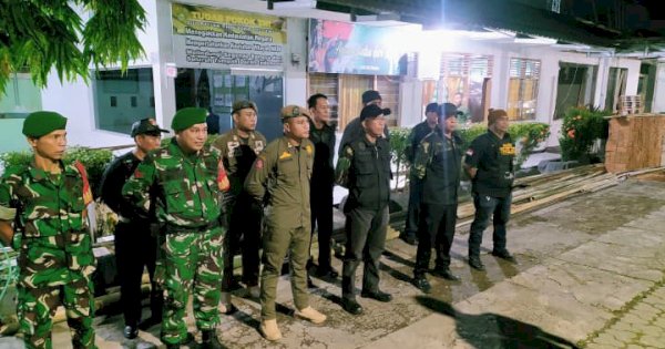 Patroli Gabungan TNI, Satpol PP, dan BK Lembing Perkuat Keamanan di Kecamatan Mariso
