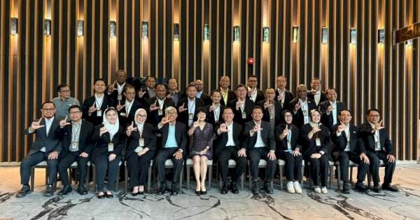 Satu-satunya dari Sulsel, Bupati Barru Ikuti Program Kepemimpinan di NUS Singapura