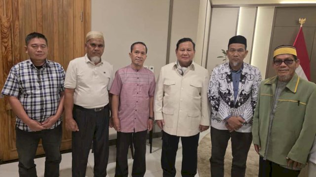 Prabowo Pulihkan Status 2 Guru di Luwu Utara yang Sebelumnya Dipecat Gubernur Sulsel
