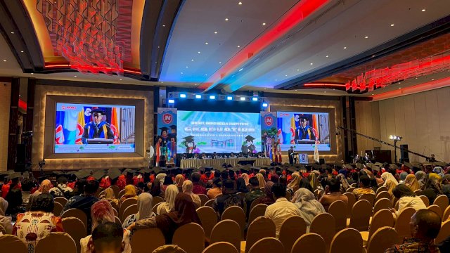 Nobel Indonesia Hadirkan Wisuda Ala Roblox, Momentum Transisi ke Dunia Digital