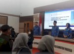 Dihadapan Mahasiswa KKN Unibos, Camat Aswin Paparkan Program Pengelolaan Sampah di Mariso