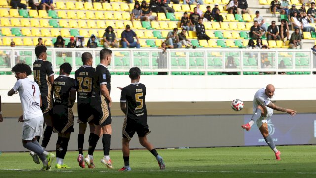 Dokumentasi laga Dewa United versus PSM Makassar. (foto: Official PSM) 