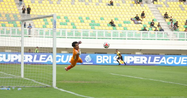 Lawan PSBS Biak, Kiper PSM Hilman Syah Ajak Suporter Ramaikan BJ Habibie 