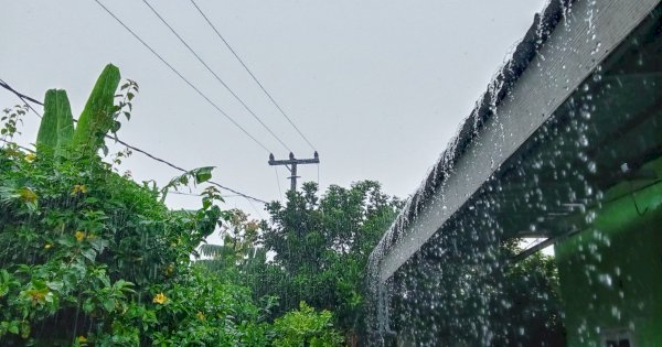 Seluruh Wilayah Sulsel Dilanda Hujan Ringan dan Sedang Pada Siang Hingga Sore Ini