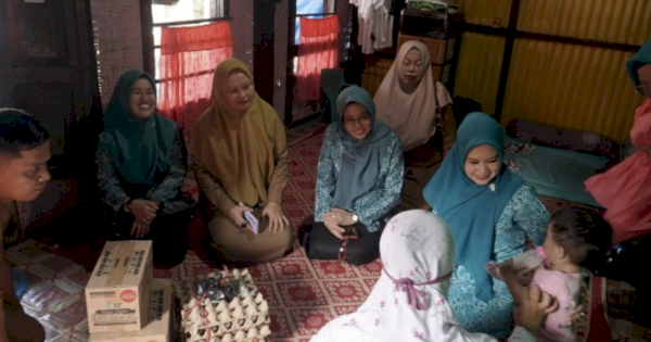 PKK Parepare Salurkan Bantuan Pangan untuk Ibu Hamil dan Balita Stunting