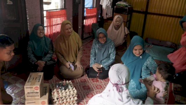 PKK Parepare Salurkan Bantuan Pangan untuk Ibu Hamil dan Balita Stunting