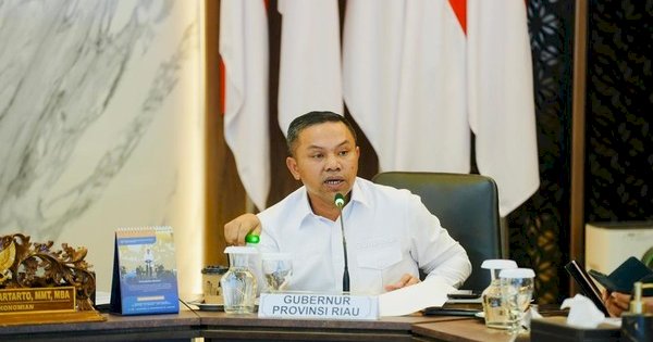 KPK OTT Gubernur Riau, 10 Orang Diamankan