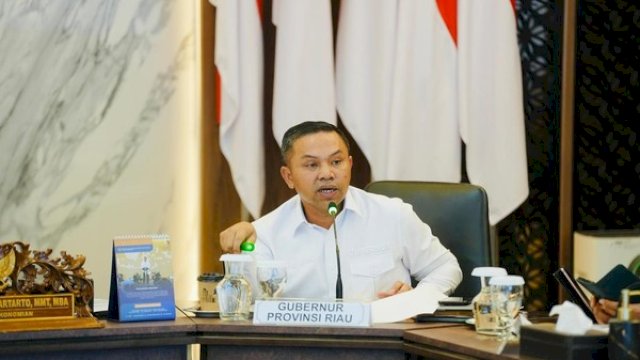 KPK OTT Gubernur Riau, 10 Orang Diamankan