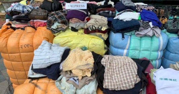Polisi Bongkar Perdagangan Baju Bekas Ilegal, Sita 207 Balpres