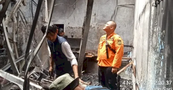 Rumah Hakim yang Sidang Kasus Keluarga Gubernur Bobby Nasution Dibakar