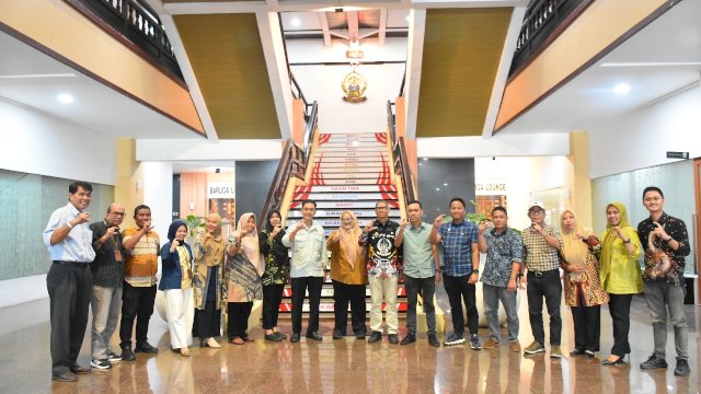 Perkuat Keterbukaan Informasi, Diskominfo SP Barru Koordinasi KI Sulsel